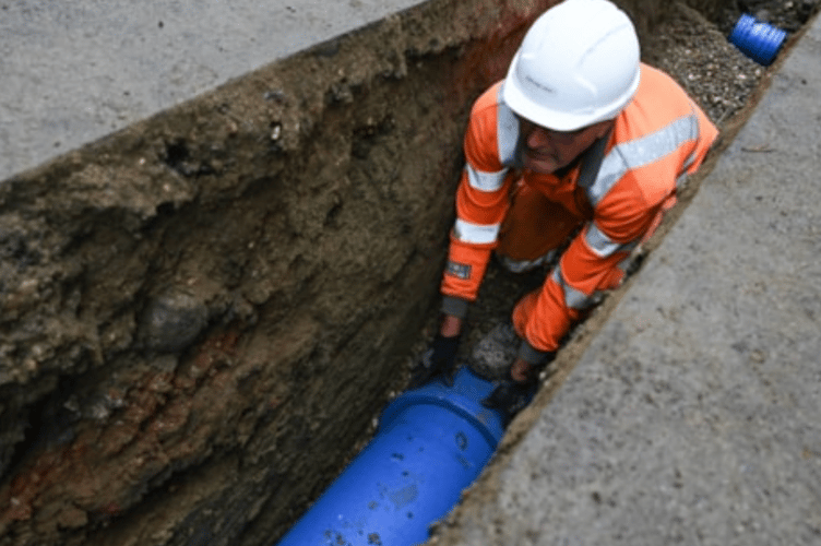 South East Water workers complete the Hale to Aldershot network upgrade.