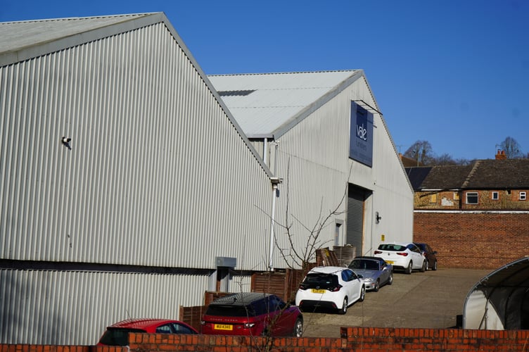 Centrum Farnham Industrial Units