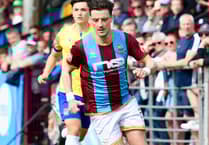 Farnham Town beat Kingstonian before receiving Isthmian League South Central Division title