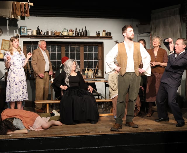 Review: Cold Comfort Farm, Tilbourne Players, director Ruth Ahmed