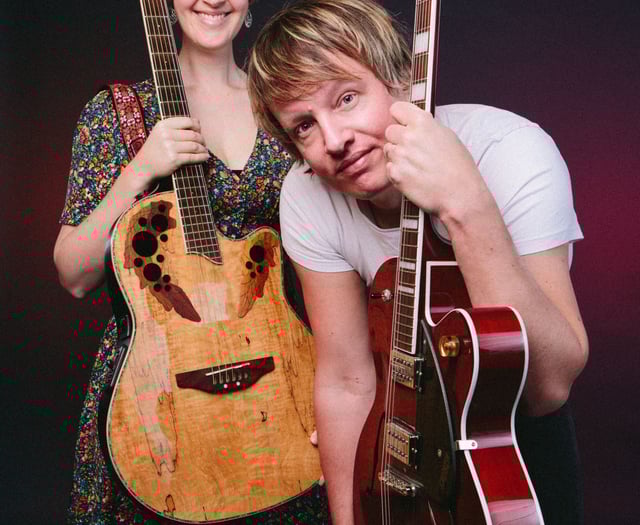 Grayshott Folk Club to host Honey & The Bear