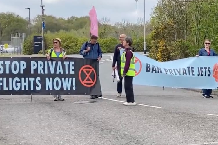 XR Farnborough Airport Blockade