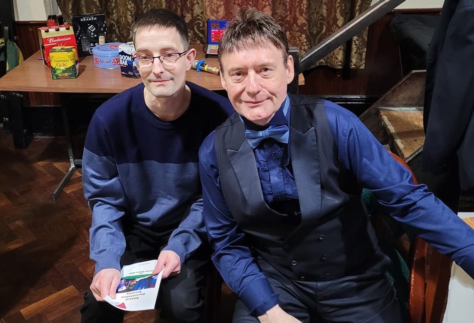 <p>Bordon WMC legend Matt Budd with Jimmy White at the 2022 Farnham & District Billiards & Snooker League presentation night in Lindford.</p>