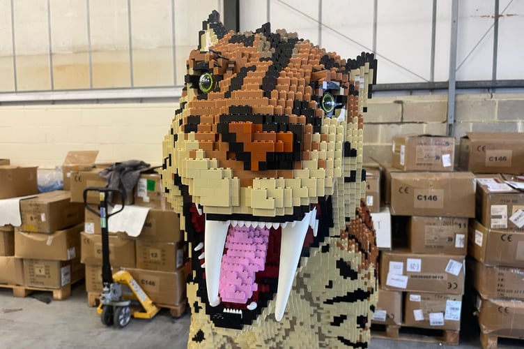 Iconic Brick's Sabretooth