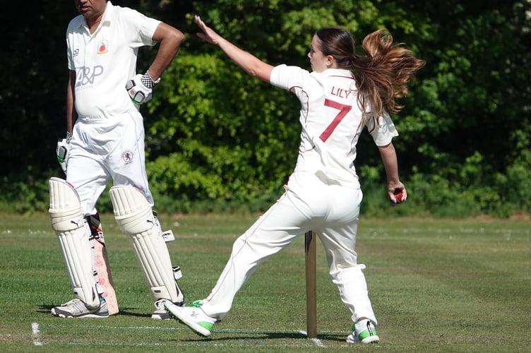 Lily George bowling for Clanfield's 2nd XI at home to Sarisbury Athletic's 5th XI, South Lane Meadow, June 14th 2025.