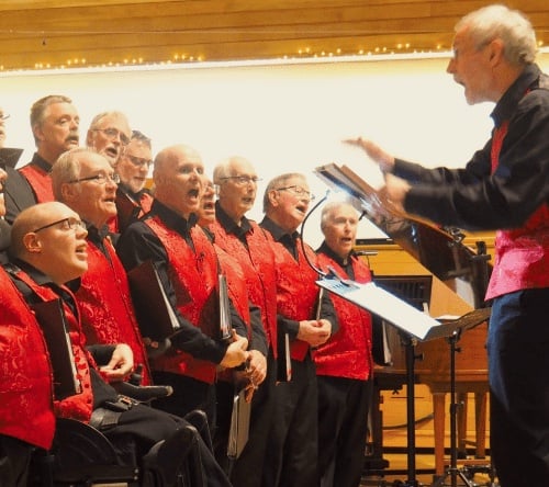 Natural Bourne entertainers as choir warms up for summer concert