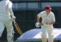 Clanfield chase down 200 without losing a wicket