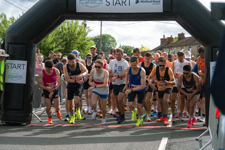 Chew Valley 10k race start 2025