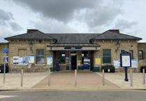 Choose a name for train-shaped planter at Alton railway station