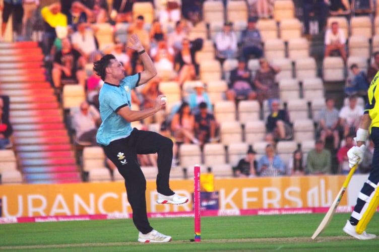 Nathan Smith in action for Surrey (Photo: Mark Sandom)