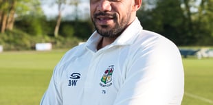 Walters bowls Alton to emphatic win