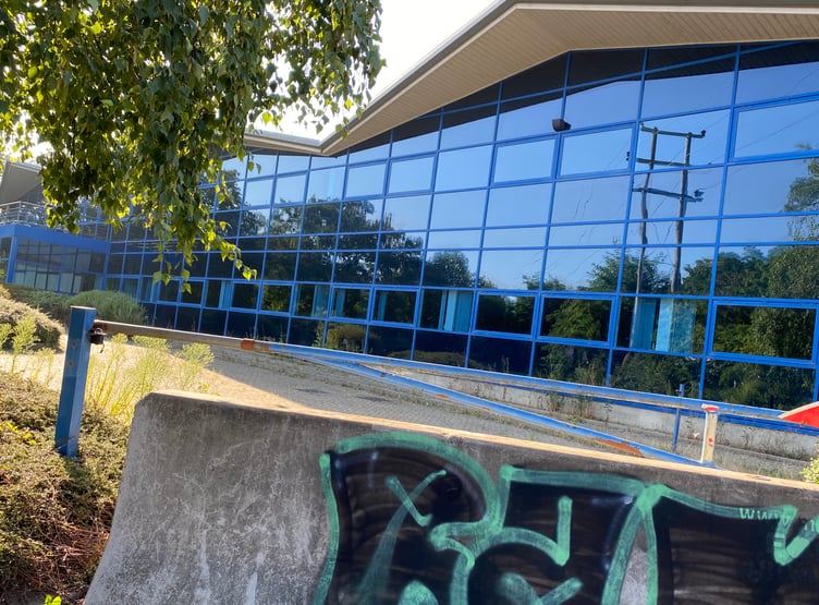 Unit 6 Farnham Trading Estate Pickleball