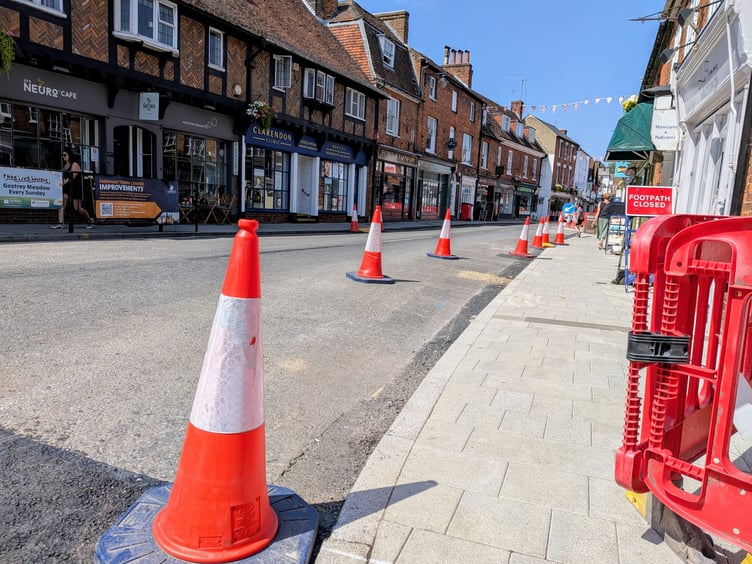 Downing Street Roadworks PIC1