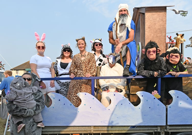 Penbobe Vets with Noah's Ark