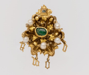 <p>Brooch with counterfeit emerald, The Cloisters Collection, 1957, The Metropolitan Museum of Art, open access permission for all use including commercial.</p>