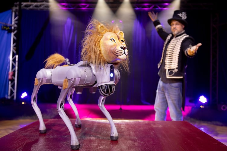 Take a look at the world's first robotic circus lion (Picture: Mark Passmore / SWNS)