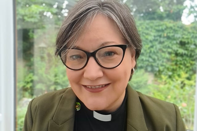 Alton and Alresford welcome first female bishop