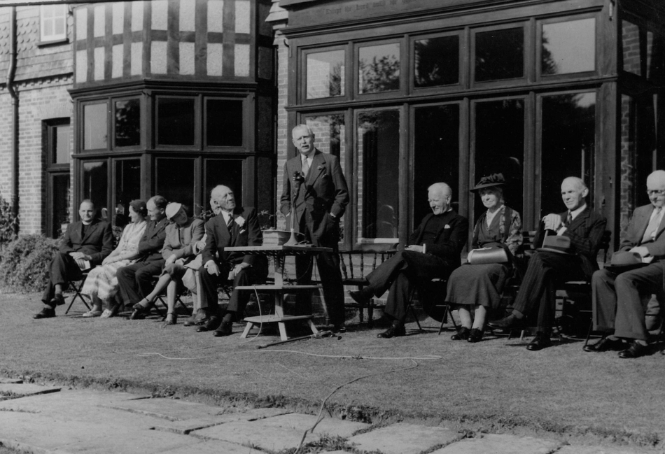 <p>The Duke of Wellington opens Gilbert White's House and Gardens on September 6, 1955 (Photo: Gilbert White's House and Gardens).</p>