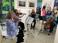 WATCH: String quartet perform Ukrainian national anthem at UCA Farnham