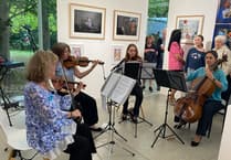 WATCH: String quartet perform Ukrainian national anthem at UCA Farnham