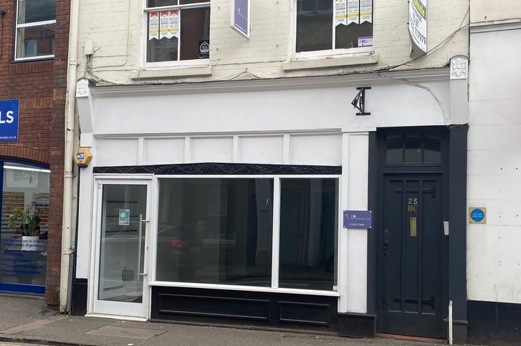 25 The Borough Farnham