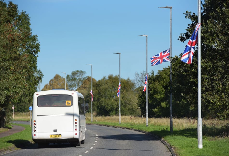 <p>Should union flags be displayed on lampposts?</p>