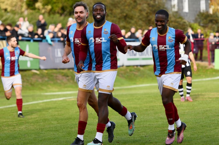 Great Evans scored Farnham Town's opening goal against Dorchester Town in the FA Cup