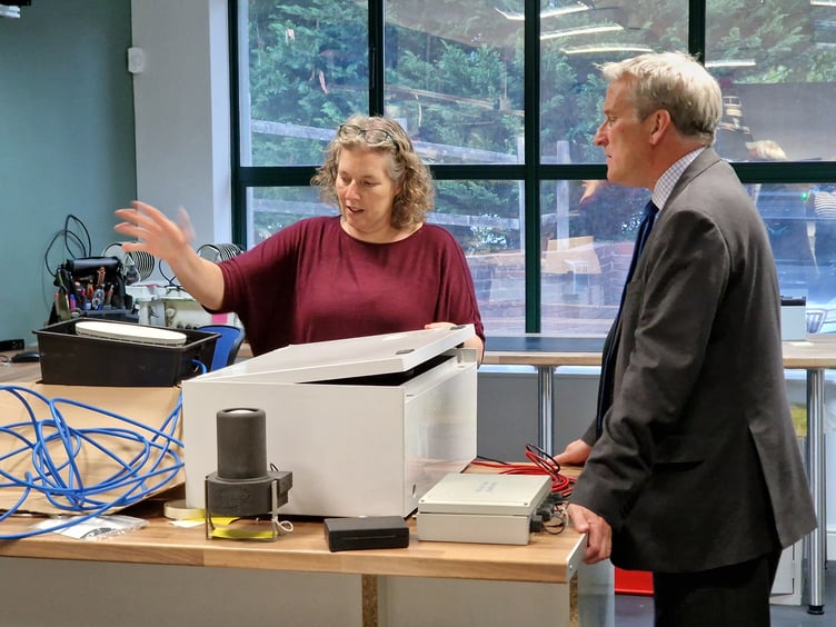 East Hampshire MP Damian Hinds visits OceanWise in Alton, September 2025.