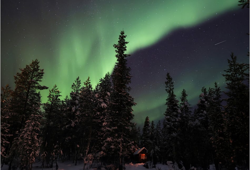 <p>Northern Lights, similar to these, lit up the skies over the area in 1938. (Wendy Almond)</p>