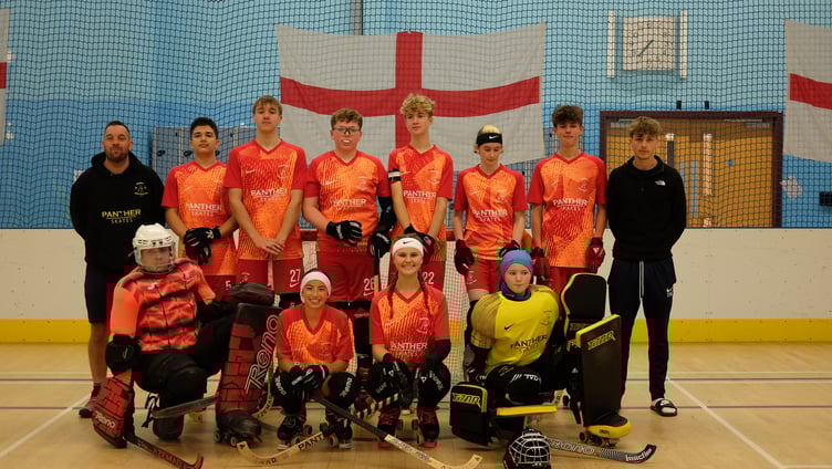 Farnham Roller Hockey Club under-17s, September 2025.
