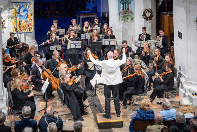 Farnham Sinfonia gives a world class classical concert
