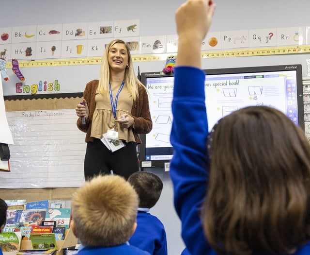 i2i launches primary teacher training in Farnham