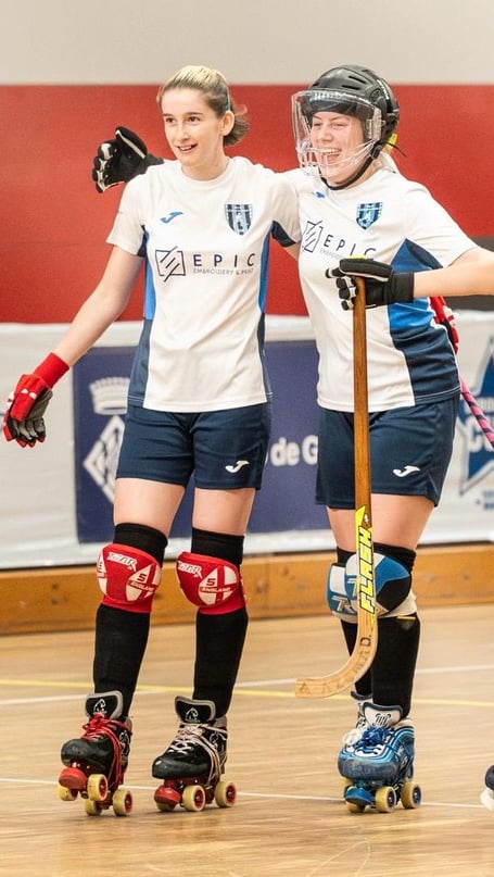 Lois Bradshaw (left) and Sophie French in action at the EUROCKEY FEM15 tournament