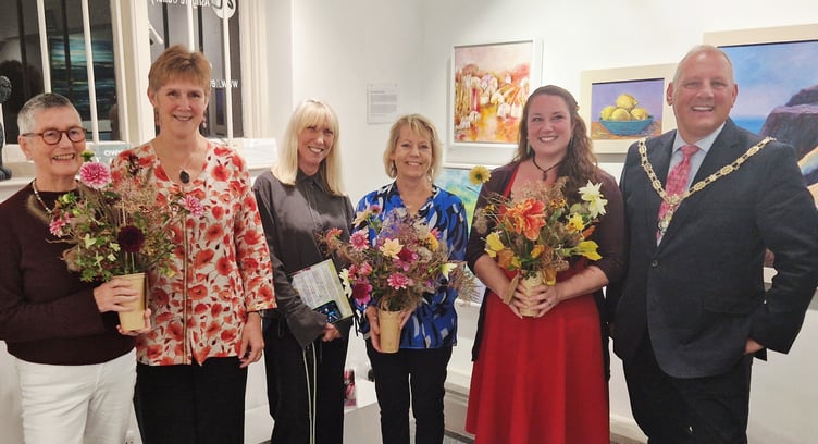 Surrey Artist of the Year 2025 Hilary Peat with runners-up Jane Alexander and Jennifer Dalcie, alongside judges Julie Hoyle, Cllr George Murray and Pippa Hufton, October 17th 2025.