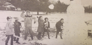 Snowy fun on Butser Hill but traffic chaos all around