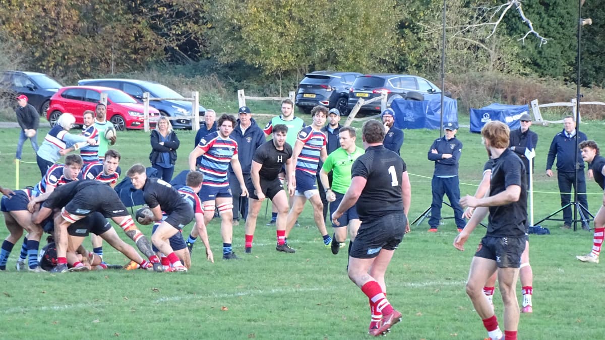 Petersfield earn impressive win at Reeds Weybridge | farnhamherald.com