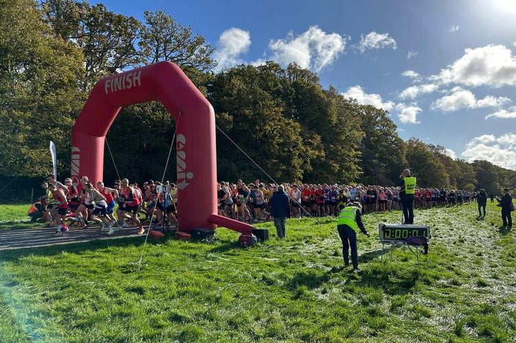 AND THEY'RE OFF: The start of the New Forest ten-mile race