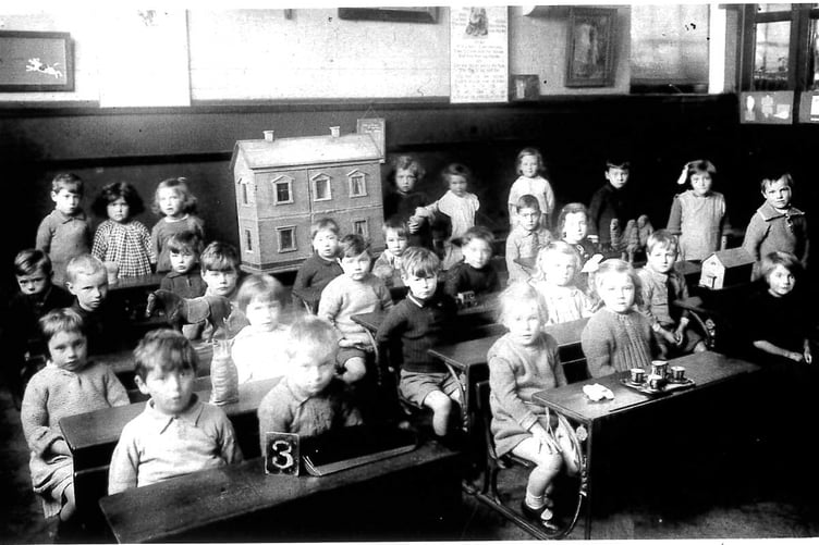 How a classroom at Badshot Lea School might have looked in Victorian times.