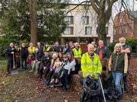 Volunteers rally for town-wide litter pick