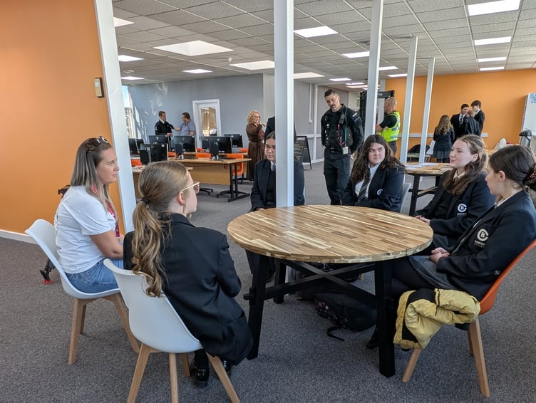 Rebecca Dustan of the MIKES Trust discussing the impact of knife crime with students from Bodmin College. (Picture: Aaron Greenaway/Tindle)