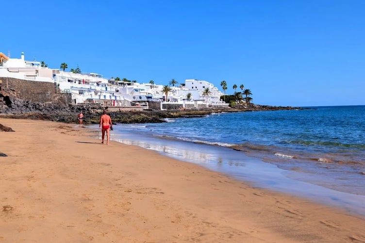 Aleksander Sikora's trip to Lanzarote. A dad flew to Lanzarote for a day on the beach - and spent under £100 for the trip.Avid budget traveller Aleksander Sikora, 41, booked day return flights to Lanzarote for a day in the sun.After daughter, Wiktoria, 19, said she wanted to take a trip to London to go shopping, he said he reckoned he could find her a better day out.He booked £60 return flights to Lanzarote Airport which would give them six hours on the sunny coast before returning back to the UK.