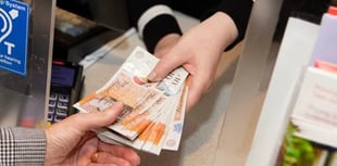 Pubs plead for change as Farnham bank closures could stamp out cash