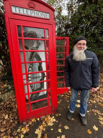 Jim Robinson exhibits two 'harps' at the Red Cube Gallery in Frensham, November 25th 2025.