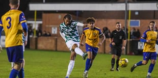 Farnham Town come back from 3-0 down to earn dramatic point