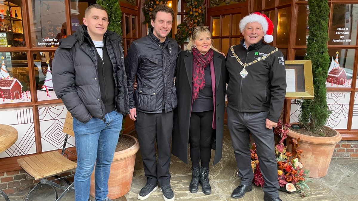 Italian restaurant tastes victory in festive window contest