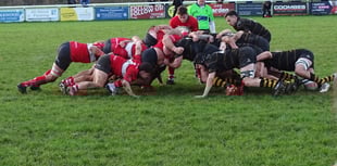 Last-gasp missed conversion denies Petersfield win over leaders