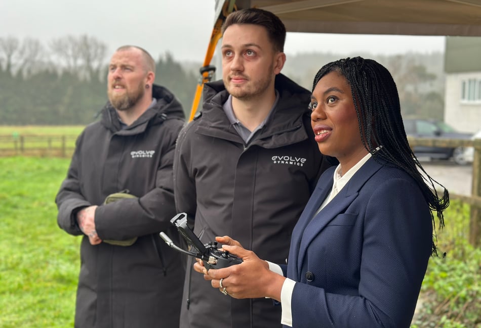 <p>Kemi Badenoch pilots a British-built drone at Hampshire firm Evolve Dynamics, highlighting the £50bn Sovereign Defence Fund to boost UK defence and homegrown technology.</p>