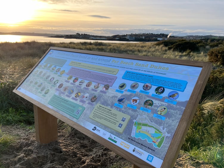 A new board with information about the sand dunes at Par. (Picture: Friends of Par Beach)
