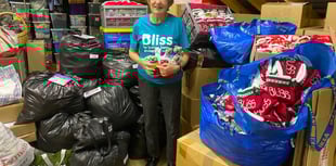 Wool you believe it? Dianne leads knitting record to help sick babies