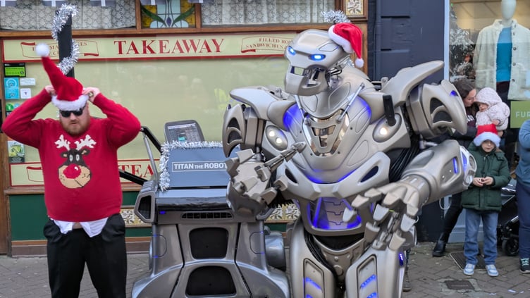 The Rotary Club of Newquay’s Christmas Eve extravaganza (Picture: Warren Wilkins)